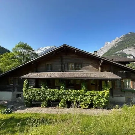 بيت للعطل Alpen Lotus By Interhome انترتكيرشن